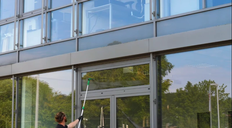 Commercial Window Cleaning San Clemente