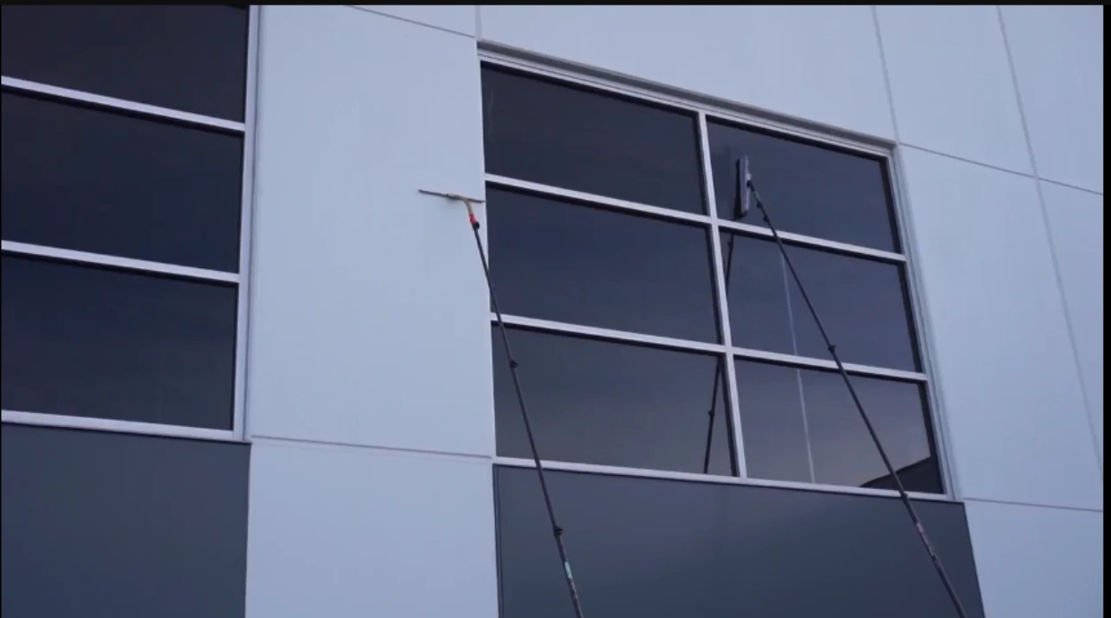 comercial window cleaning san clemente